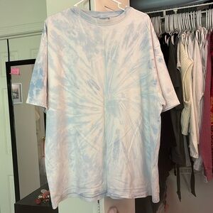 tie-dye tee